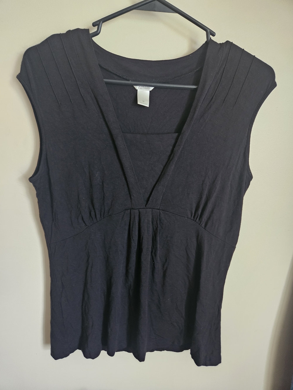 Christopher & Banks Black V-Neck Pleated Sleeve Tank
